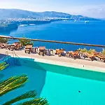 Hotel Mega Mare
