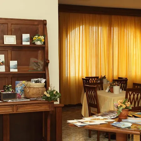 Mega Mare Ξενοδοχείο 3*