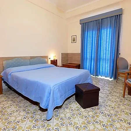 Hotel Mega Mare 3*