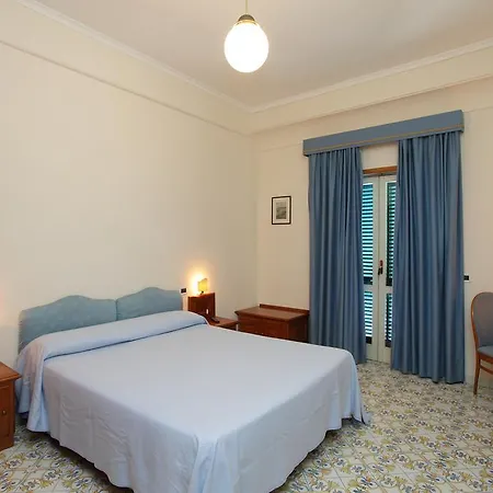 Mega Mare ויקו אקוונסה